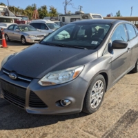 2012 Ford Focus SE and it’s A decent vehicle! WOah!